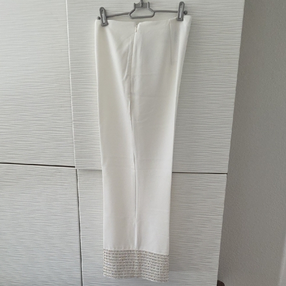 Women's H&M White Pants with Silver Accents - Picture 8 of 8